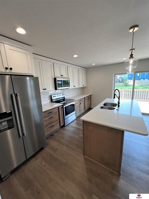 7909 Kallum Dr, Lincoln, NE, 68516 | Card Image