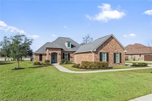 266 Saw Grass Loop, Covington, LA, 70435-7005 | Card Image