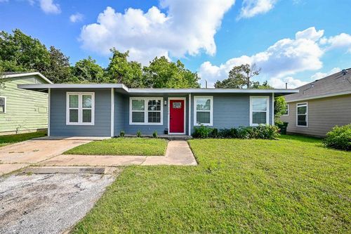 226 Hyta St, Houston, TX, 77018-5636 | Card Image