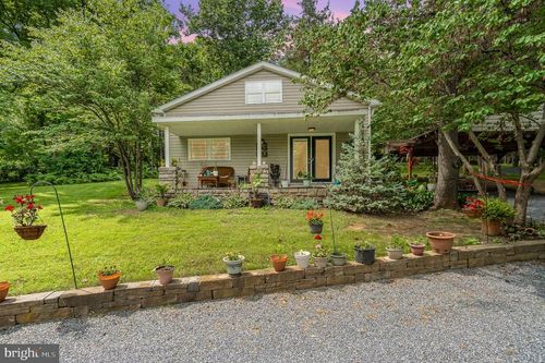 723 Bakers Watering Trough Rd, EAST BERLIN, PA, 17316 | Card Image