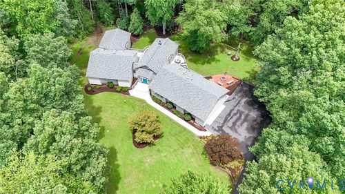 10598 Lambeth Rd, Glen Allen, VA, 23060-3046 | Card Image