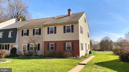 204 Brecknock Ter, WEST CHESTER, PA, 19380-1141 | Card Image