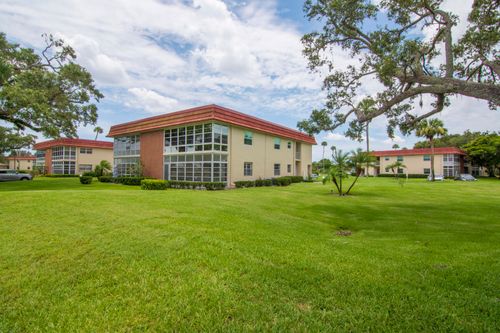 106-61 Woodland Drive, Vero Beach, FL, 32962 | Card Image