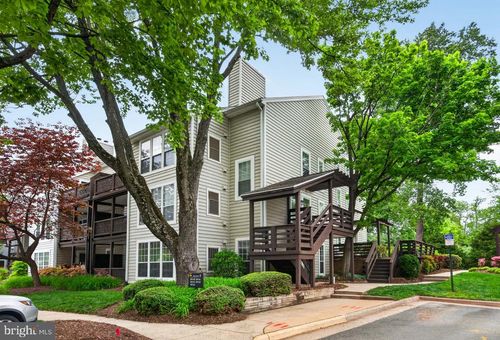 10146-10146 Oakton Terrace Rd, OAKTON, VA, 22124-2926 | Card Image