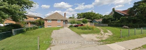 9725 Keele St, Maple, ON, L6A3Y5 | Card Image