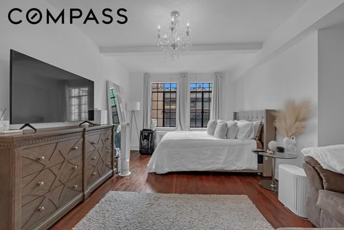 1407-320 42nd St, New York, NY, 10017-5964 | Card Image