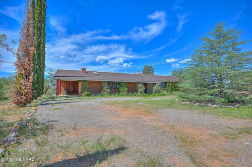 1548 Hummingbird Ln, Sierra Vista, AZ, 85635-5445 | Card Image
