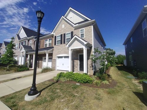 112 Brighton Ln, Lebanon, TN, 37090-2073 | Card Image