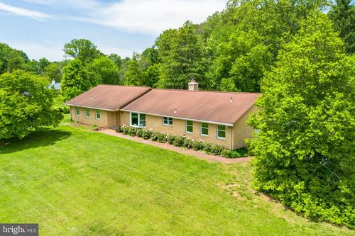 6600 Castle Ridge Rd, CLIFTON, VA, 20124-1623 | Card Image