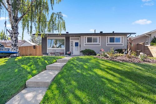80 Allandale Close Se, Calgary, AB, T2H1V9 | Card Image