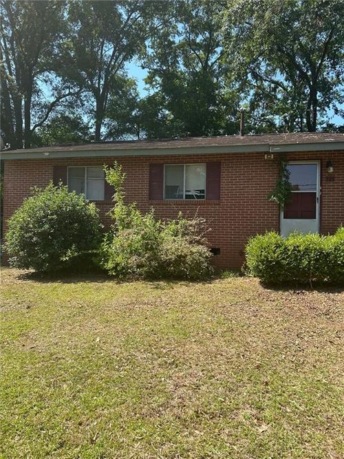 123 Lee Dr Se, Milledgeville, GA, 31061-4829 | Card Image