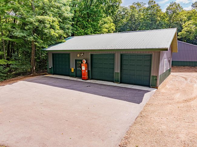 8695 Old Highway 169 Blvd, House other with 3 bedrooms, 3 bathrooms and null parking in Jordan MN | Image 7