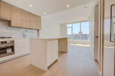 1501 - 2186 Gilmore Ave, Condo with 1 bedrooms, 1 bathrooms and null parking in Burnaby BC | Image 1