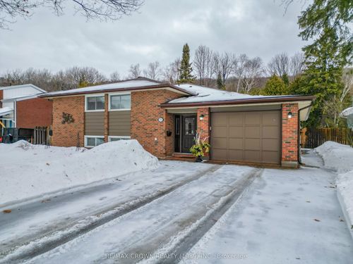 174 Rancier St, North Bay, ON, P1B7X3 | Card Image