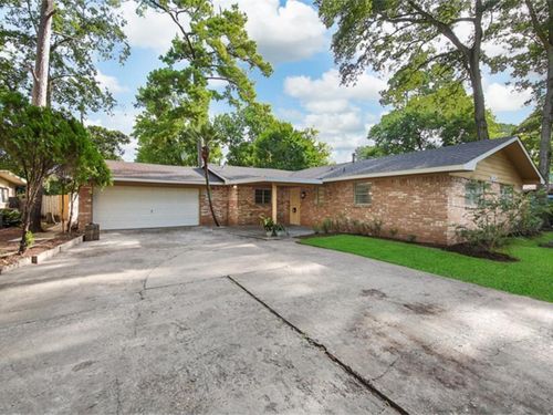 10034 Westview Drive, Houston, TX, 77055 | Card Image