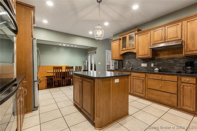 5834 E Bear Creek Rd, Home with 4 bedrooms, 3 bathrooms and null parking in Pekin IN | Image 21