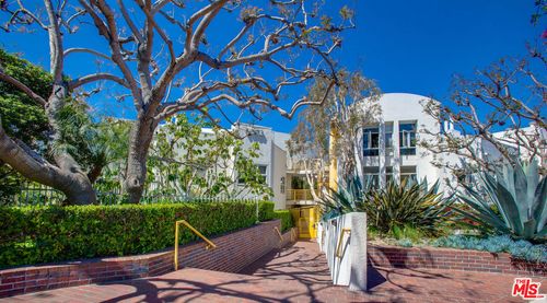 unit-311-3002 3rd St, Santa Monica, CA, 90405-5482 | Card Image