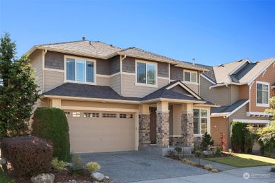 11609 Se 63rd St, House other with 3 bedrooms, 2 bathrooms and 2 parking in Bellevue WA | Image 1