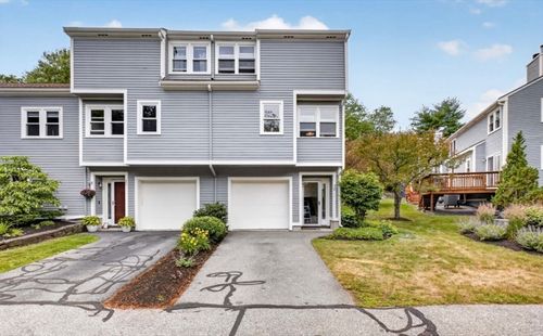 d15-2 Arnold Dr, Salem, MA, 01970-6715 | Card Image
