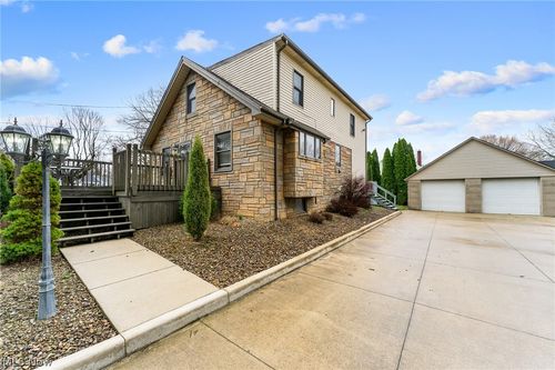 101 Delaware Ave, Poland, OH, 44514-1606 | Card Image