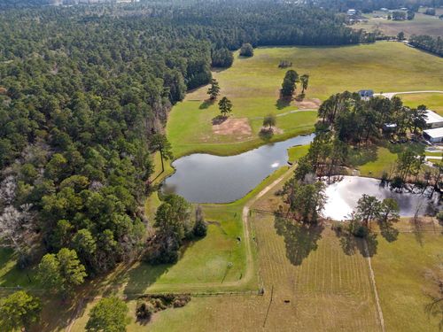 10130 Wahrenberger Rd, Conroe, TX, 77304-2424 | Card Image