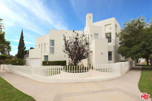 269 N Bundy Dr, Los Angeles, CA, 90049 | Card Image
