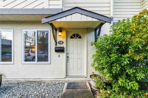 18-1741 Mckenzie Ave, Saanich, BC, V8N1A6 | Card Image
