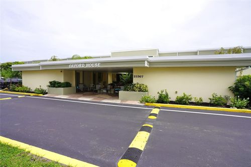 210-21267 Gertrude Ave, Port Charlotte, FL, 33952-5045 | Card Image