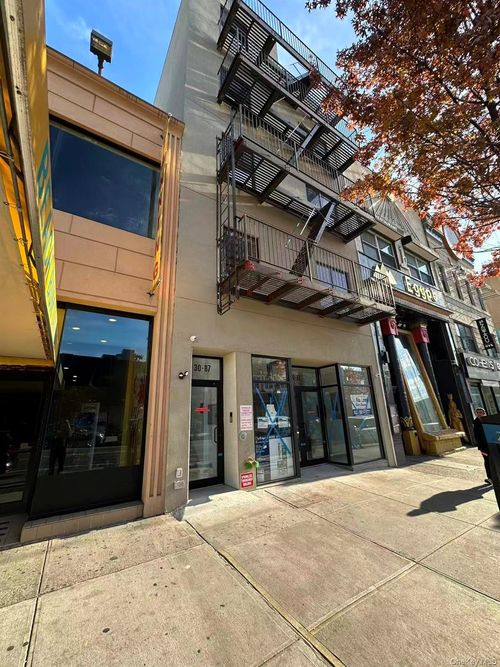 4fl-30-87 Steinway Street, New York, NY, 11103 | Card Image