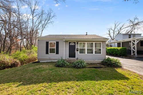 7616 Genesta St, Affton, MO, 63123-2811 | Card Image