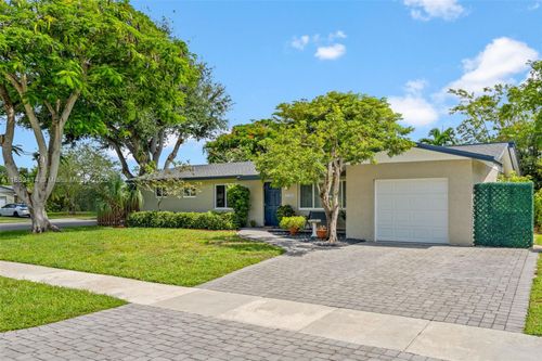 11195 Sw 115th Ter, Miami, FL, 33176-3842 | Card Image