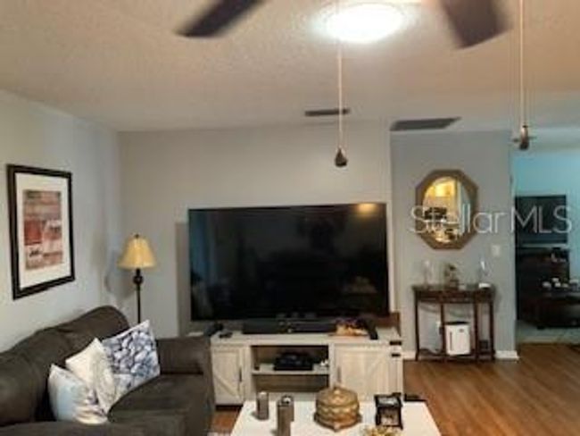 Family Room #2 | Image 16