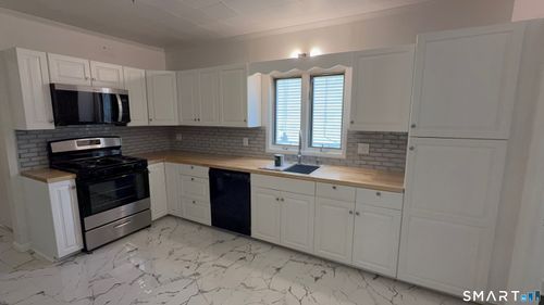 1-85 Draher Avenue, Waterbury, CT, 06704 | Card Image