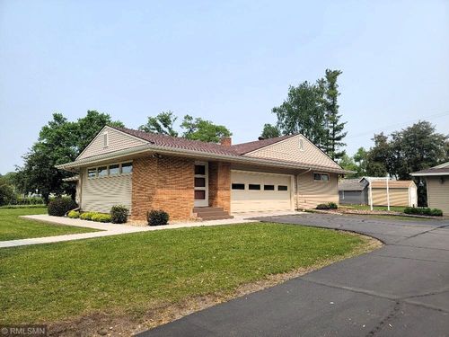 109 Jackson St Sw, Eagle Bend, MN, 56446-2700 | Card Image