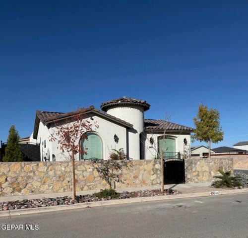 2413 Tony Harper St, El Paso, TX, 79938-4840 | Card Image