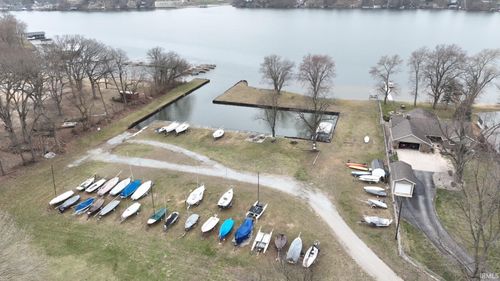 11810 W 820 North Crossroads, Monticello, IN, 47960 | Card Image