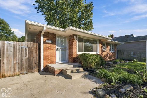 431 N Fenton Ave, Indianapolis, IN, 46219-5450 | Card Image