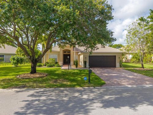 10684 Nw 64th Ct, Parkland, FL, 33076-3764 | Card Image