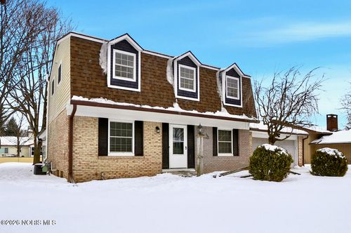 1085 Birch Dr, Perrysburg, OH, 43551-2329 | Card Image