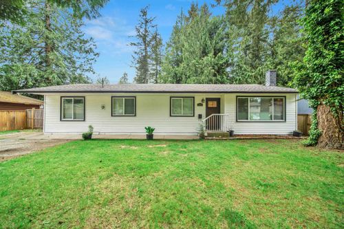 3895 201 St, Langley, BC, V3A1P3 | Card Image