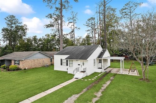 501 N Linden St, Hammond, LA, 70401-2439 | Card Image
