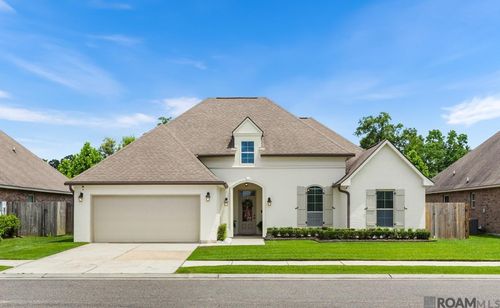 17831 Waterloo Dr, Baton Rouge, LA, 70817-5801 | Card Image