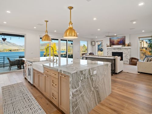 49-6384 E 725 S, Huntsville, UT, 84317 | Card Image