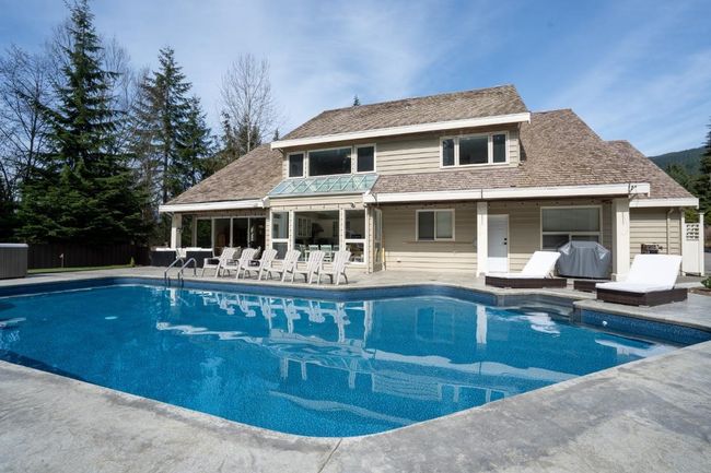 120 Strong Rd, House other with 7 bedrooms, 5 bathrooms and 15 parking in Anmore BC | Image 28