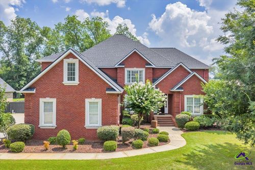 121 Bridgeway Dr, Warner Robins, GA, 31088-1118 | Card Image