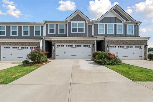 116 Salt Lake Ln, Hoschton, GA, 30548-2815 | Card Image