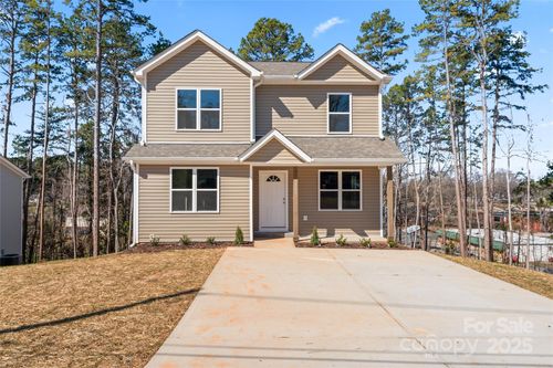 2204 Hillcrest Ave, Albemarle, NC, 28001-6234 | Card Image
