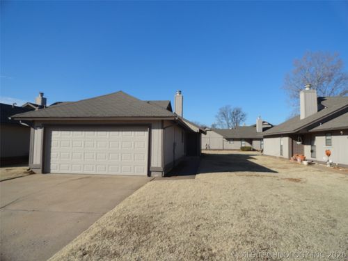 7310 Saint Louis Ave, Tulsa, OK, 74136-7301 | Card Image