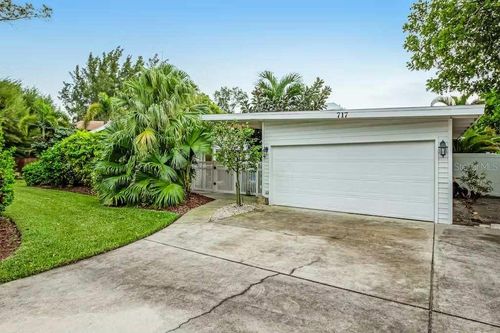 717 Jacaranda Rd, Anna Maria, FL, 34216 | Card Image