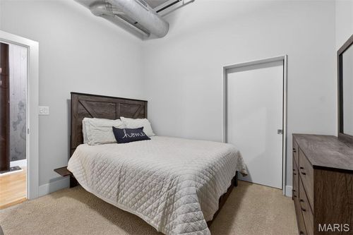 apt-206-4100 Forest Park Ave, Saint Louis, MO, 63108-2885 | Card Image